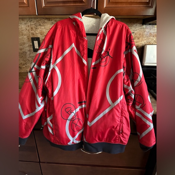 Authentic Air Jordan Men’s REVERSIBLE Hooded Jacket - Picture 3 of 6